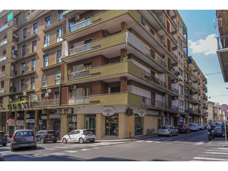 Catania, Via Ingegnere, appartamento vani 4 panoramico