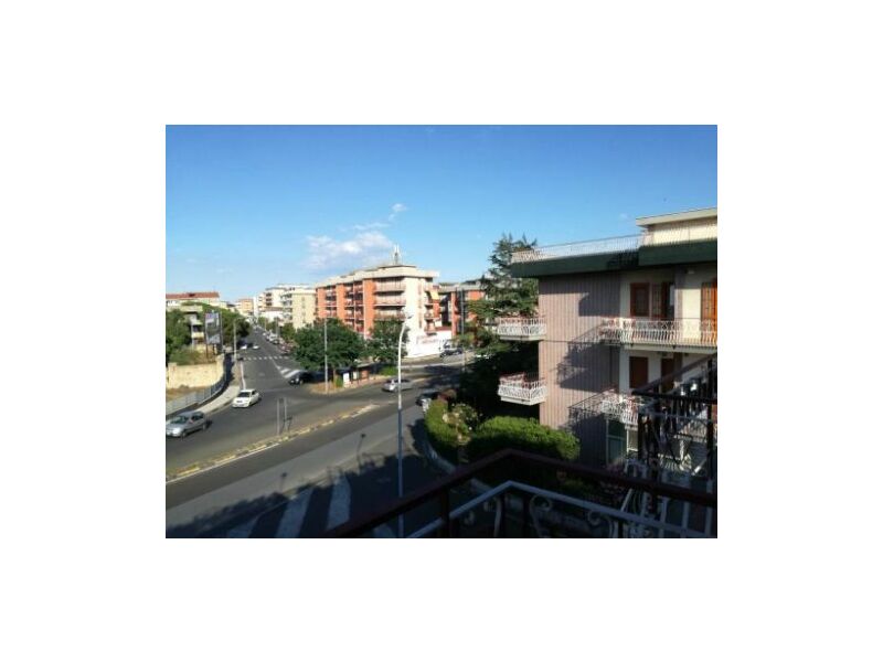 Catania, Appartamento vani 4, via Passo Gravina Alta