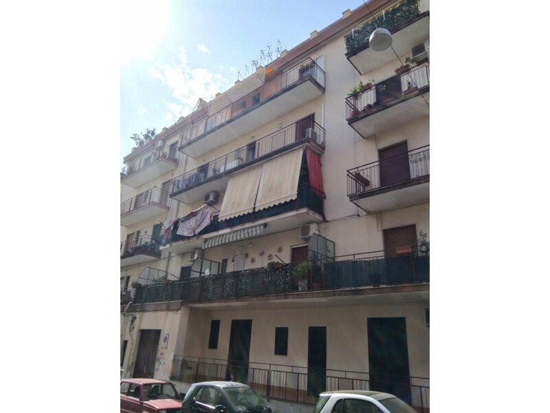Catania, appartamento vani 3, Via Donizetti