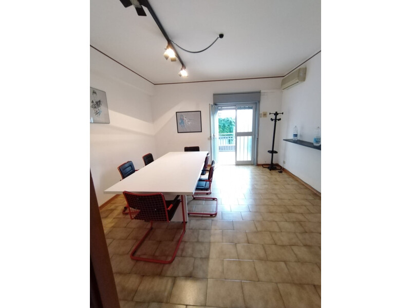 Aci Castello, Studio/ufficio mq 60, pressi Cannizzaro