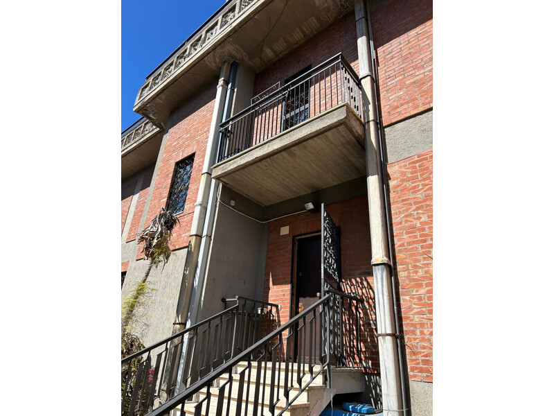 Catania, Villa Bifamiliare con spazio esterno