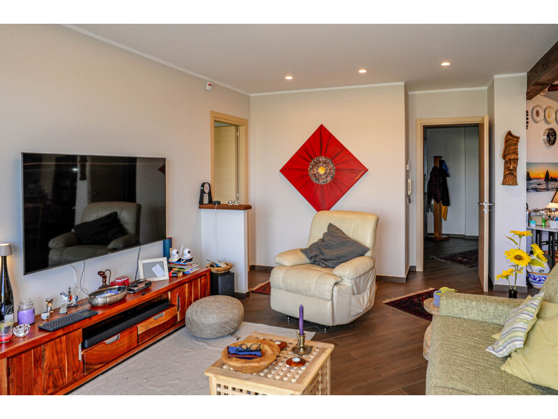 Gravina di Catania, appartamento vani 5,5 ristrutturato con terrazzo e garage