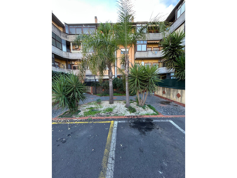 Mascalucia bivani in residence con garage