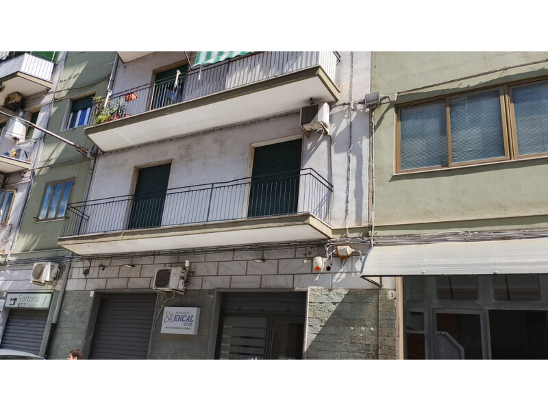 Catania, pressi Viale M.Rapisardi, appartamento vani 5 mq 130 Cat.A/10