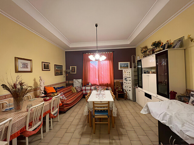 San G. Galermo appartamento 3 vani con terrazzo